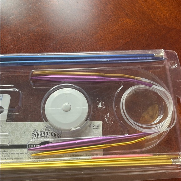 Knitting Set - Picture 3 of 4